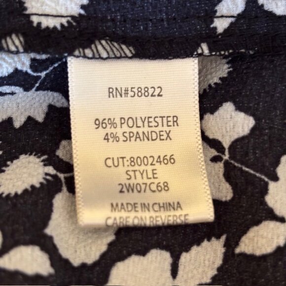 Max Studio Black/White Floral Print Ruffled Collar Tiered Maxi Dress Size 1X - Picture 11 of 12